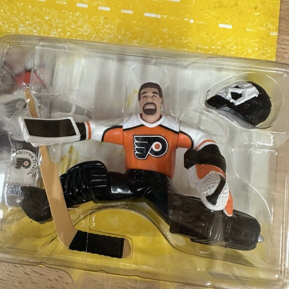 Starting Lineup 1997 NHL Hockey Ron Hextall Philadelphia Flyers Action Figure - Picture 3 of 4